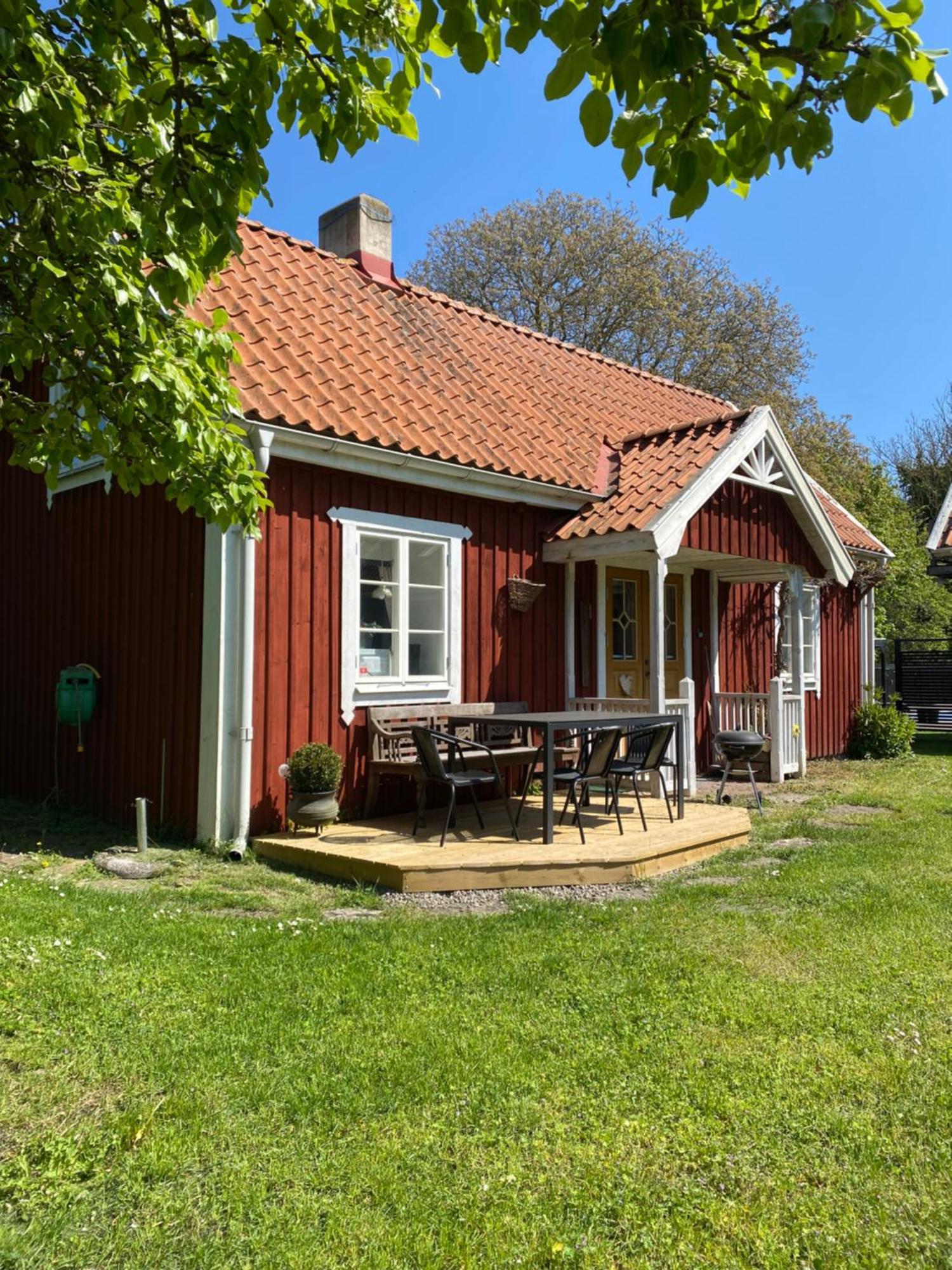 Bo I Egen Stuga Pa Haerlig Oelandsgard Kopingsvik Ngoại thất bức ảnh